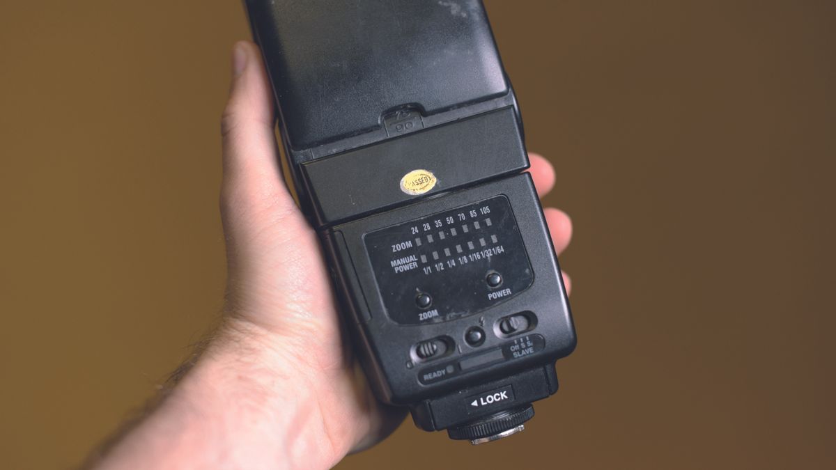 How to use flash for your photography Offcamera flash Digital