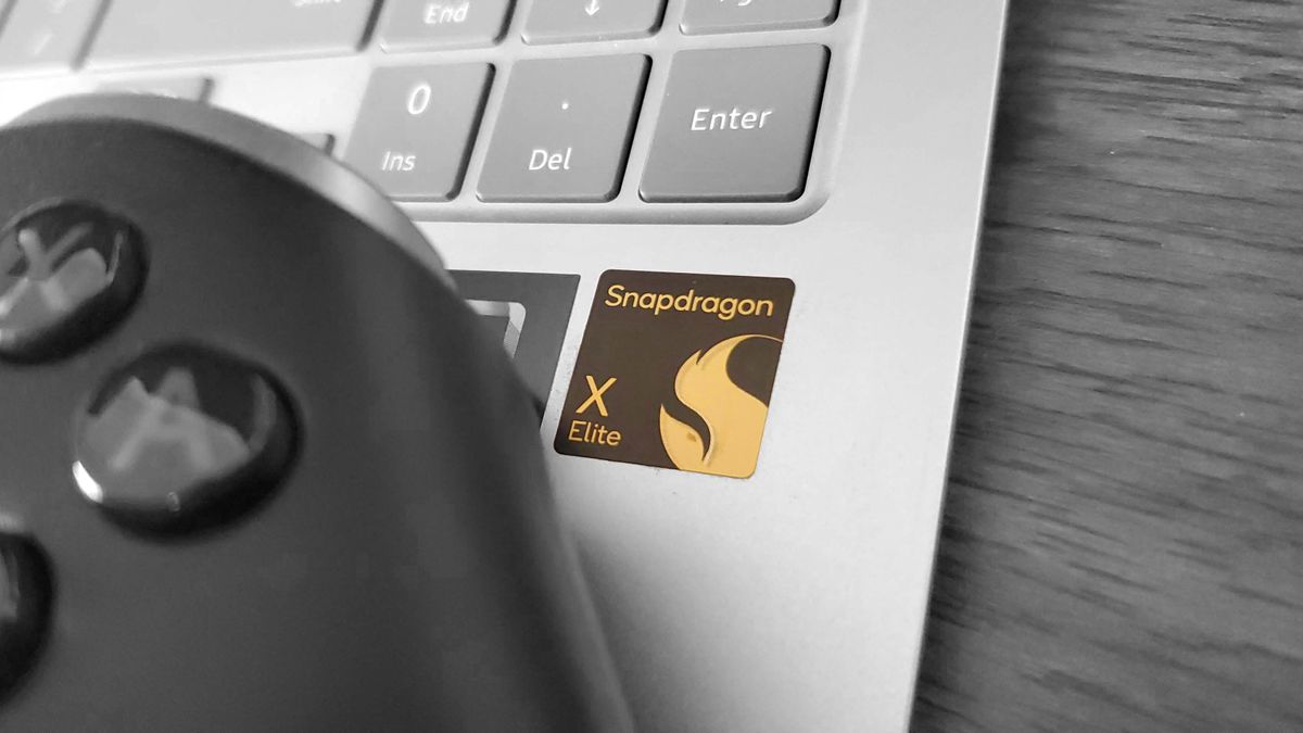 Qualcomm Snapdragon X Elite logo on a Samsung laptop