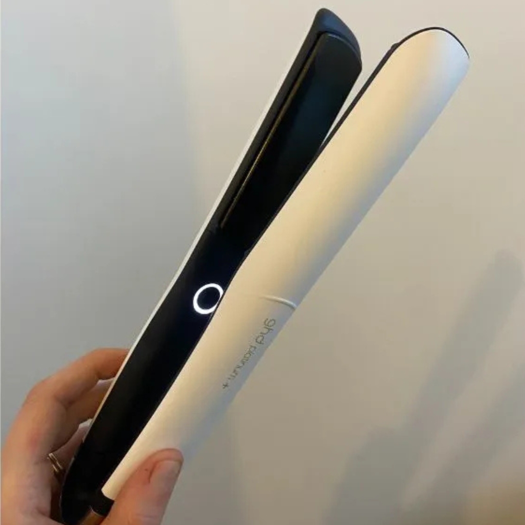 White ghd Platinum+