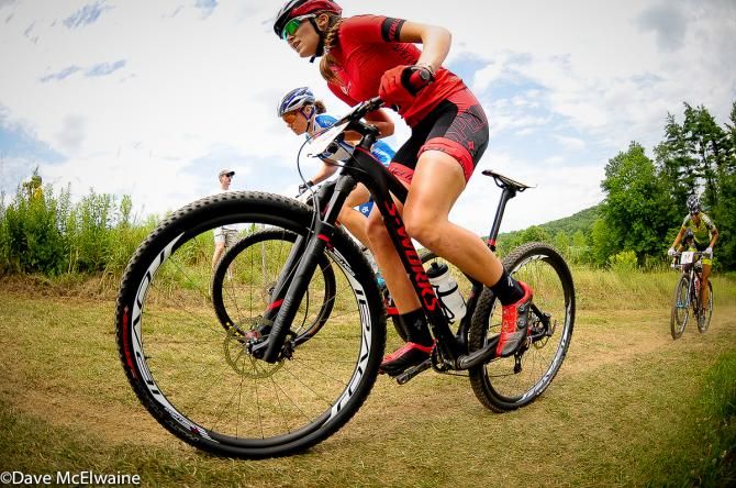 Kate Courtney (Specialized) was even with Georgia Gould early in lap one