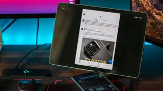 Twitter app on Pixel Tablet