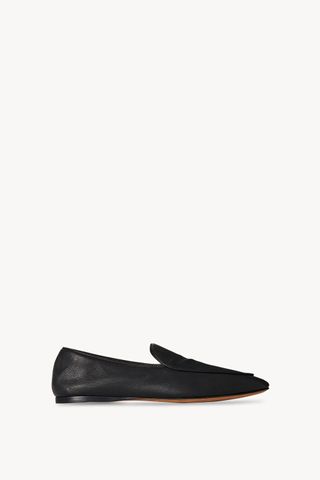 Awar Flat Loafer in Leather