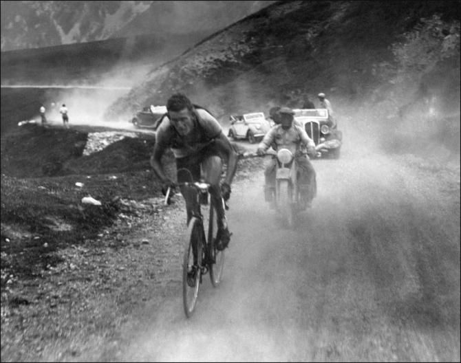 Mario Vicini on the Pyrenean stage of the 1937 tour de France