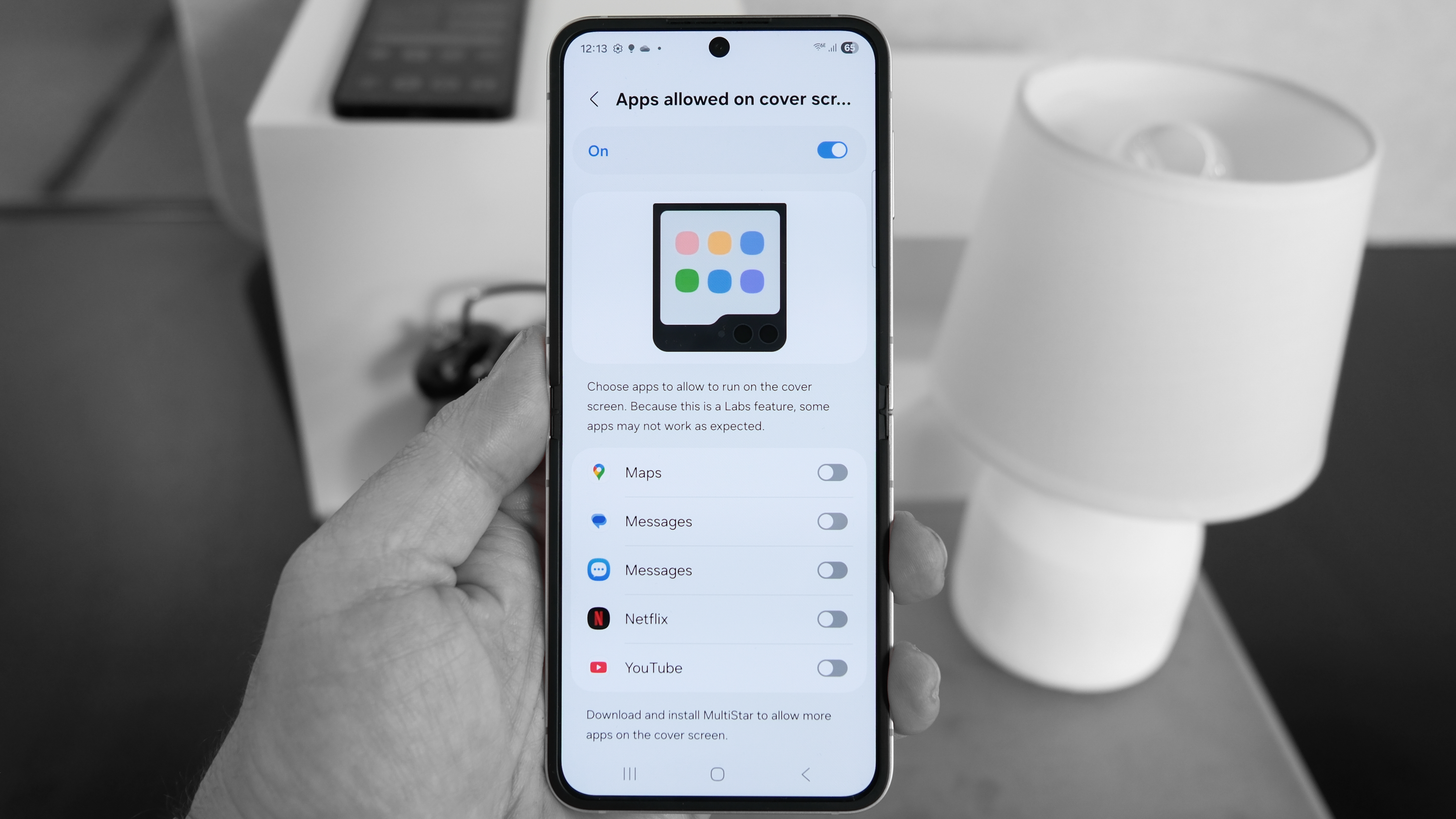 Samsung Galaxy Z Flip 7 FE settings for apps displayed on home sccreen