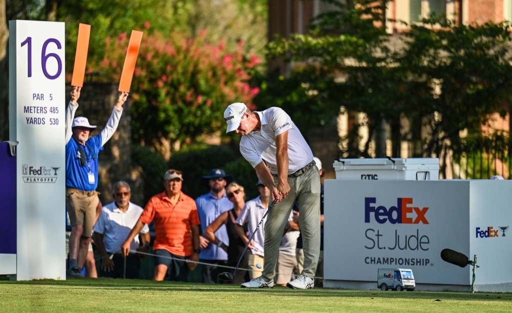 Lucas Glover plays his shot from the 16th tee during the final round of the FedEx St. Jude Championship on August 13