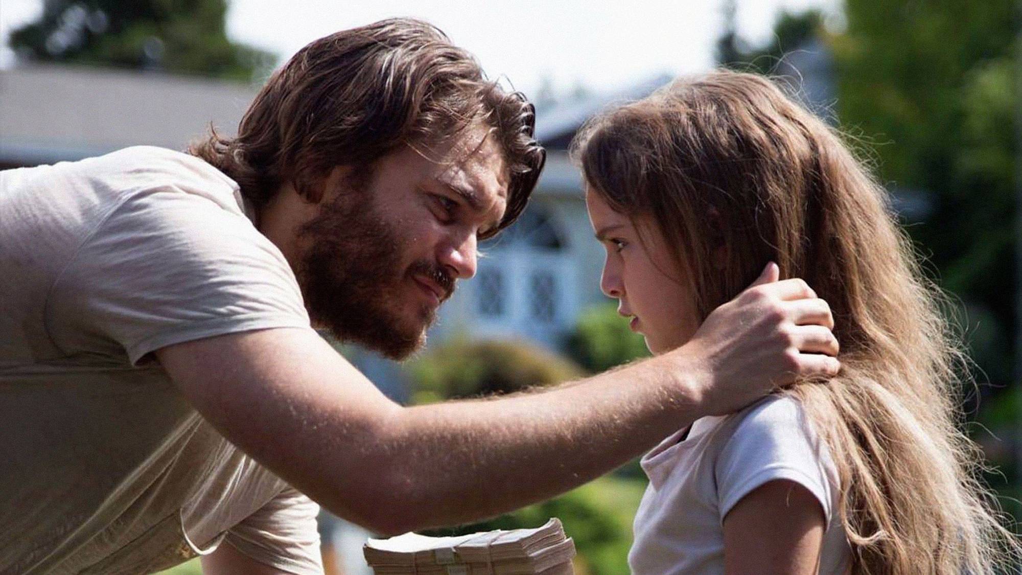 Emile Hirsch as Henry and Lexy Kolker as Chloe in "Freaks" (2018)