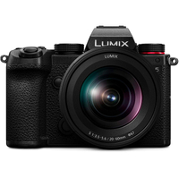 Panasonic Lumix S5 with 20-60mm lens: was
