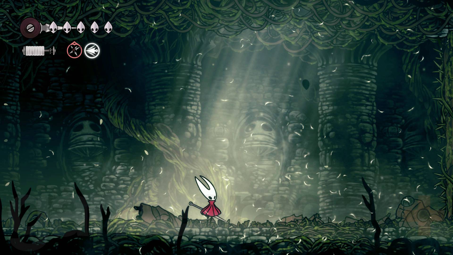 Hollow Knight Silksong Sister Splinter boss Hornet standing over sister splinter&#039;s broken corpse
