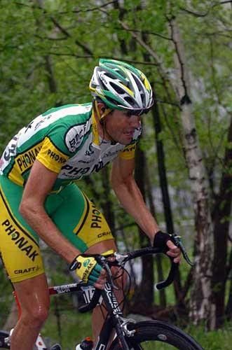 Jos&eacute; E. Gutierrez Cataluna (Phonak) performed well to finish in third, just over a minute behind Basso