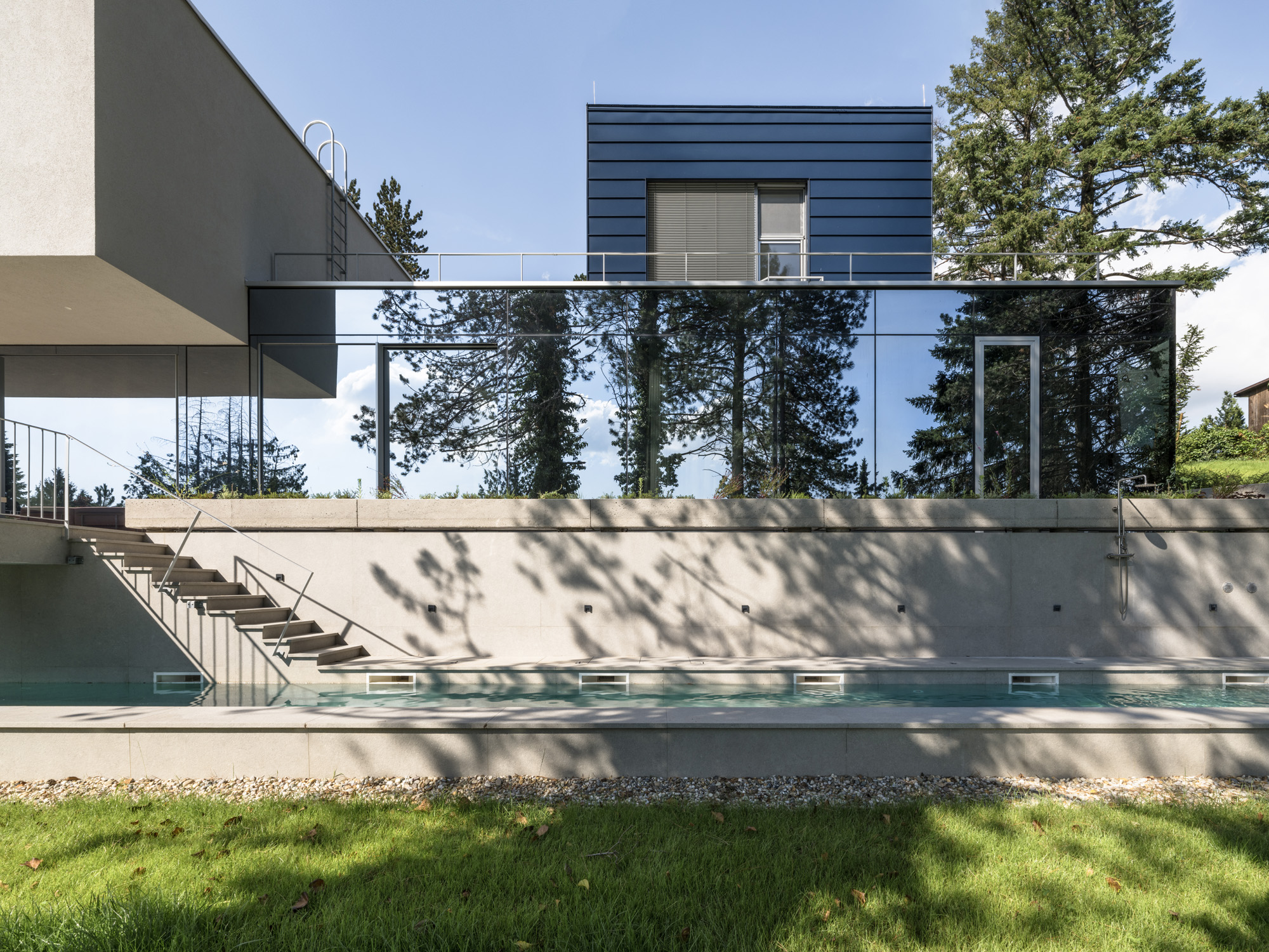 The garden facade of the Curious House