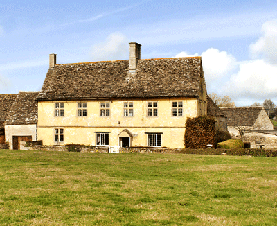 cotswolds-farmhouse-for-sale