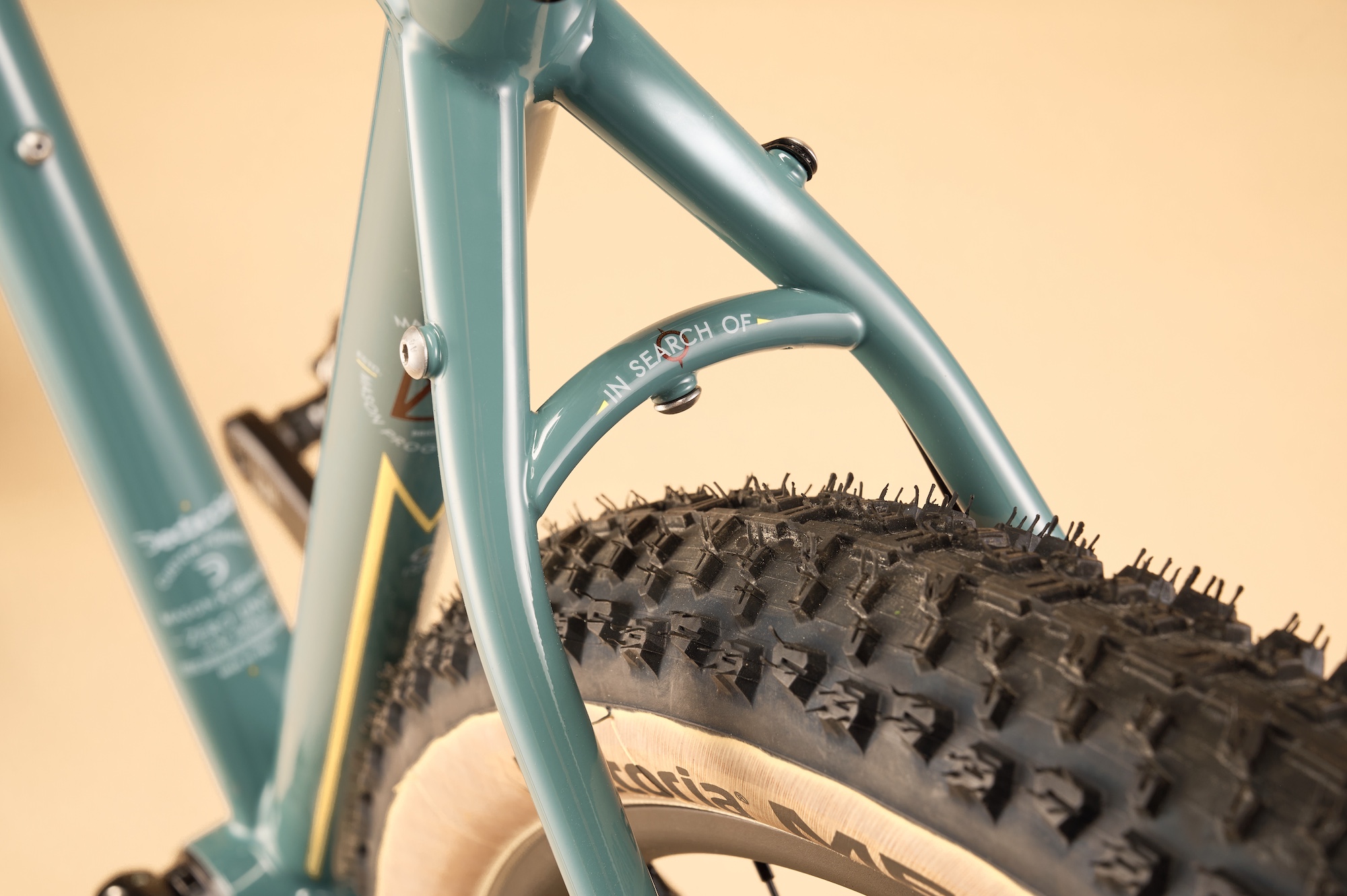 MTB tyres on the Mason ISO