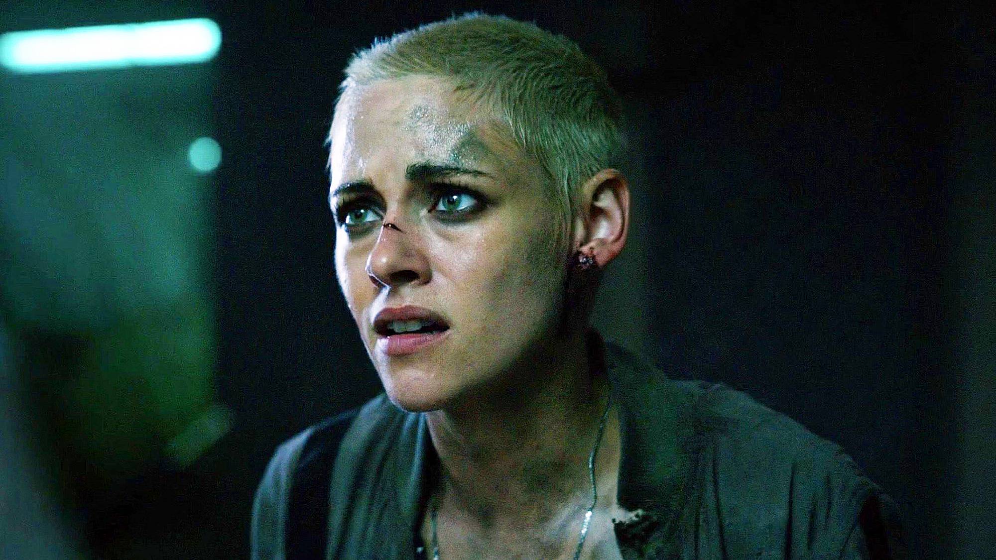 Kristen Stewart in "Underwater" movie (2020)