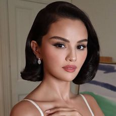 Selena Gomez wearing pink lipstick