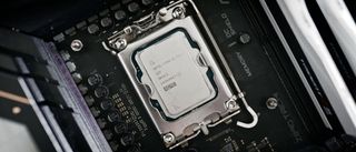 Intel Core Ultra 5 225