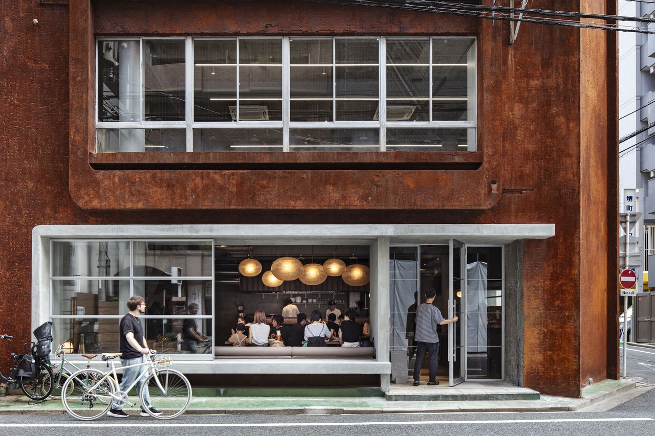 exterior entrance level of Nekoyacho Bldg by Suppose Design Office