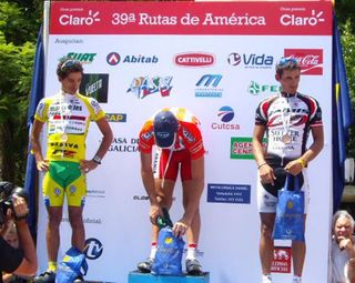 Jorge Soto (Villa Teresa) sorts out his haul after his stage four win