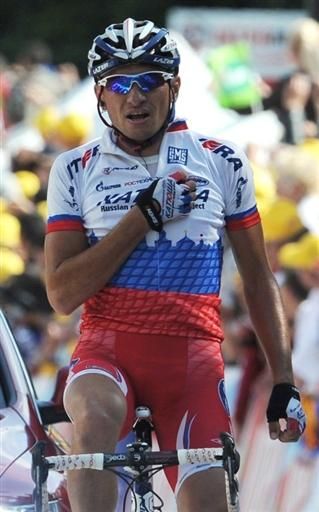 Sergei Ivanov claims the stage win in Besancon