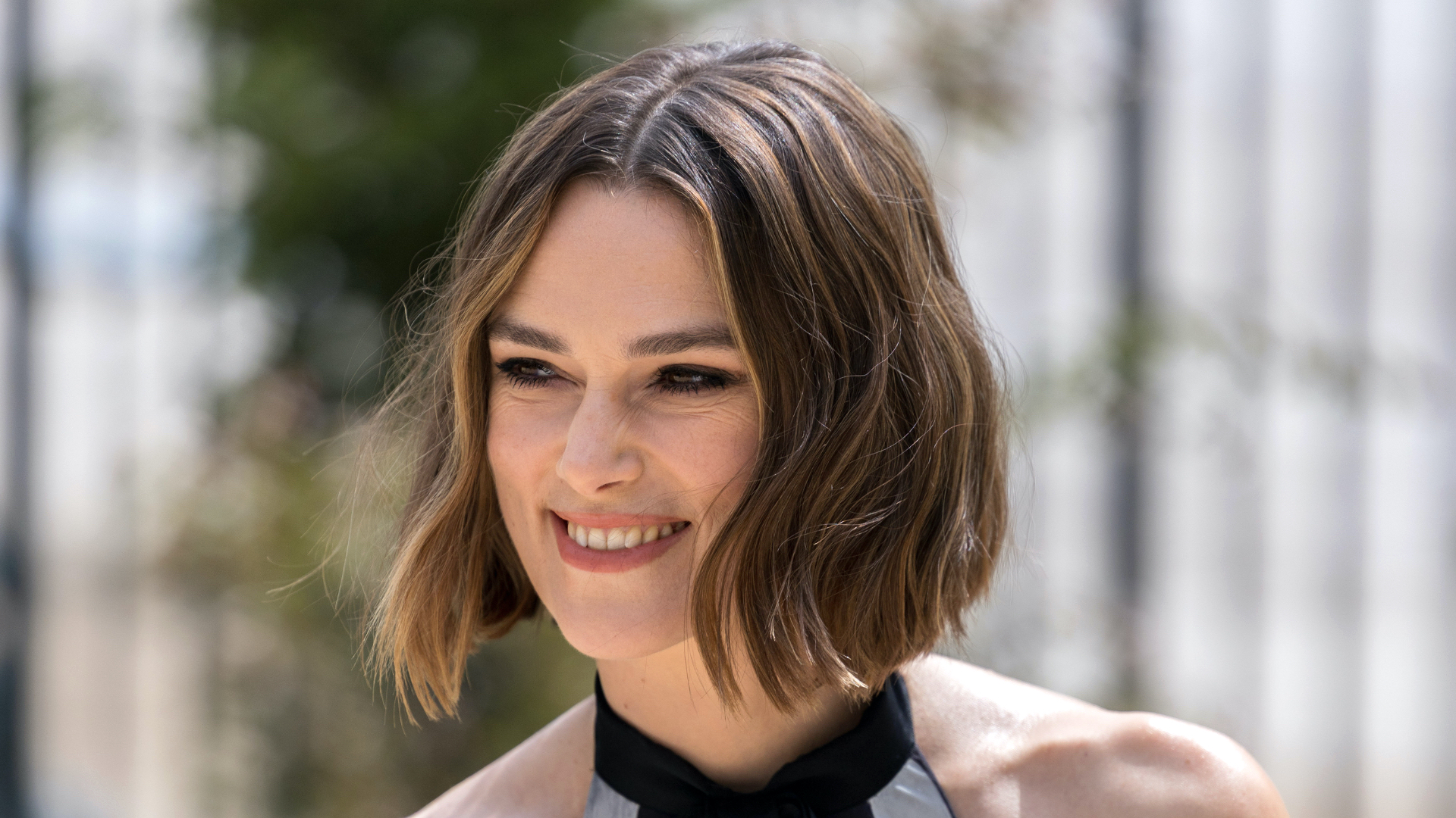 Keira Knightley attends the Chanel Haute Couture Fall/Winter 2025/2026 show as part of Paris Fashion Week on July 08, 2025 in Paris, France