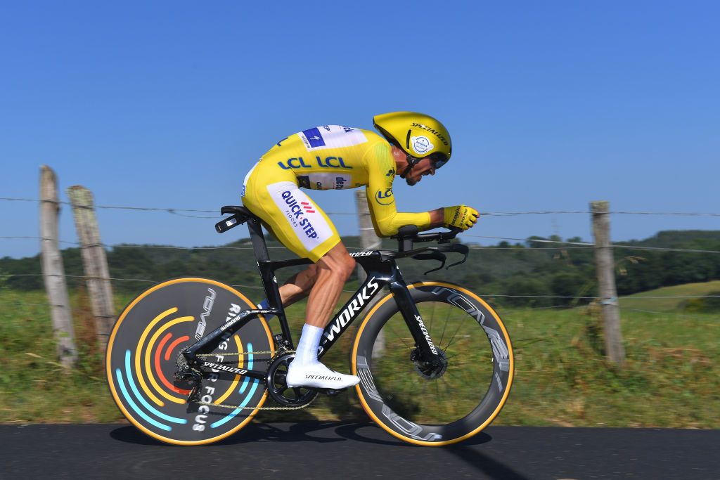 Race leader Julian Alaphilippe tried to defend his lead