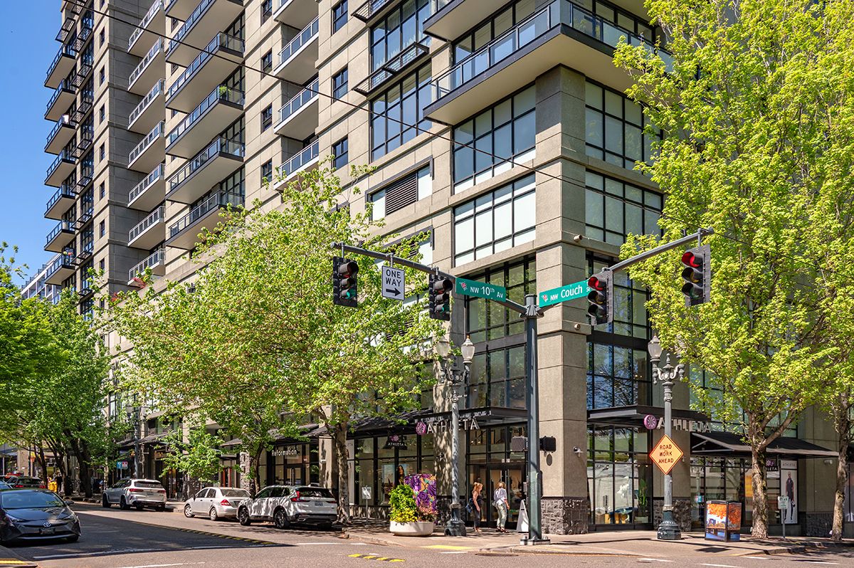 Portland, Oregon apartment building exterior