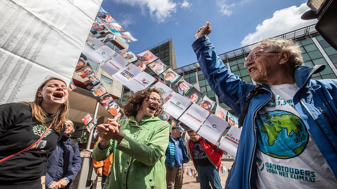 Environmental protesters