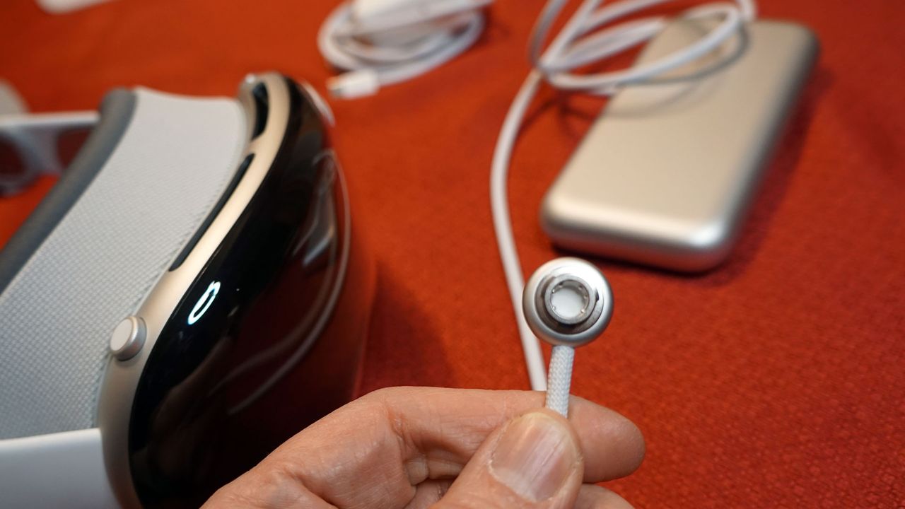 Apple Vision Pro Review