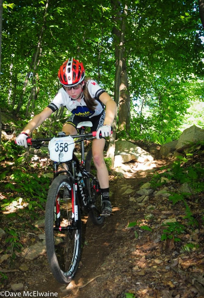 Haley Batten (Whole Athlete) racing to victory in the 15-16 race