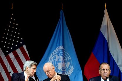 John Kerry met with world leaders in Vienna to discuss Syria's government 