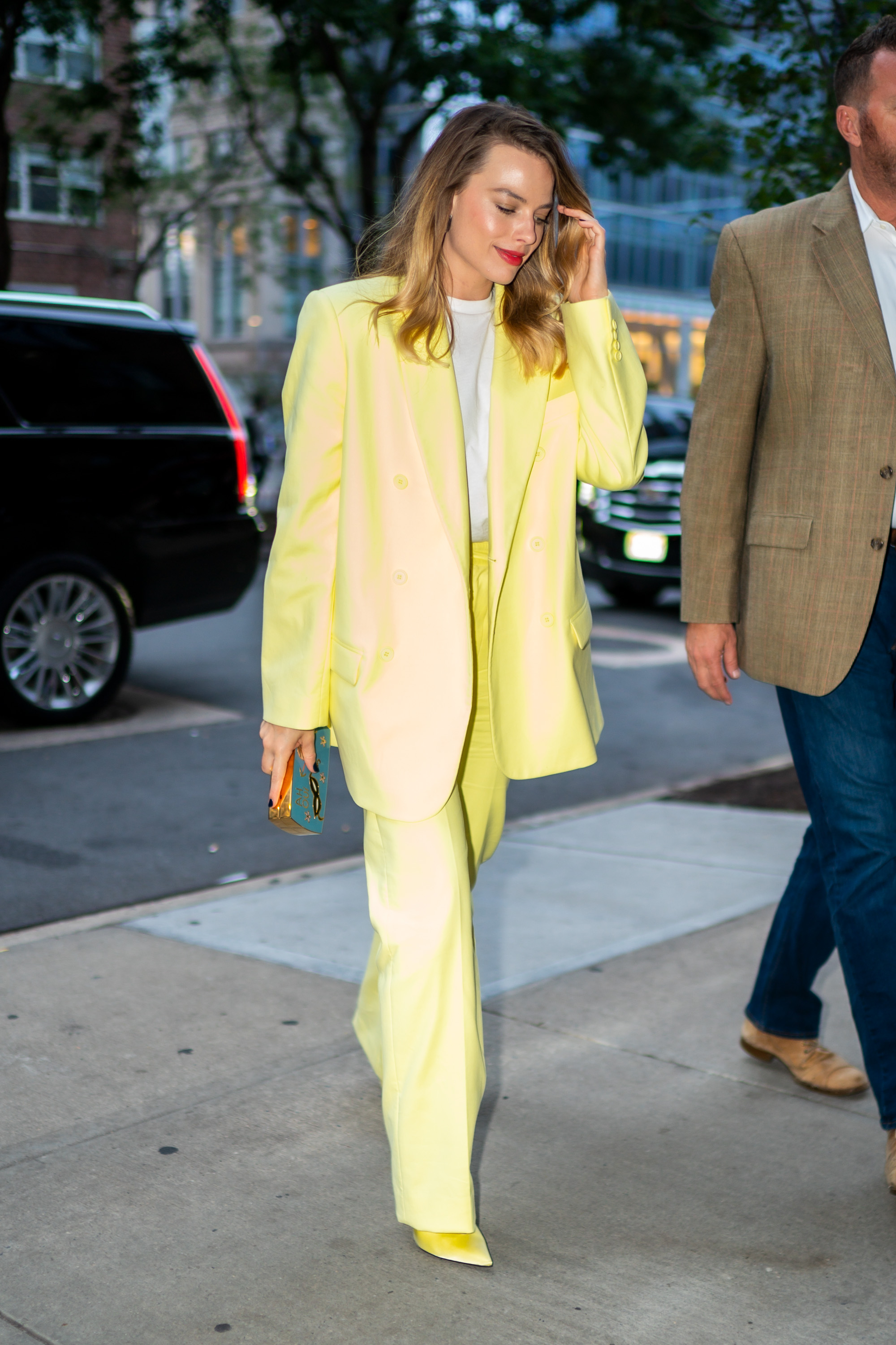 Margot Robbie is seen in Tribeca on October 06, 2019 in New York City. (Photo by Gotham/GC Images)