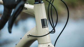 Close up of alloy frame of Saracen Levarg bike