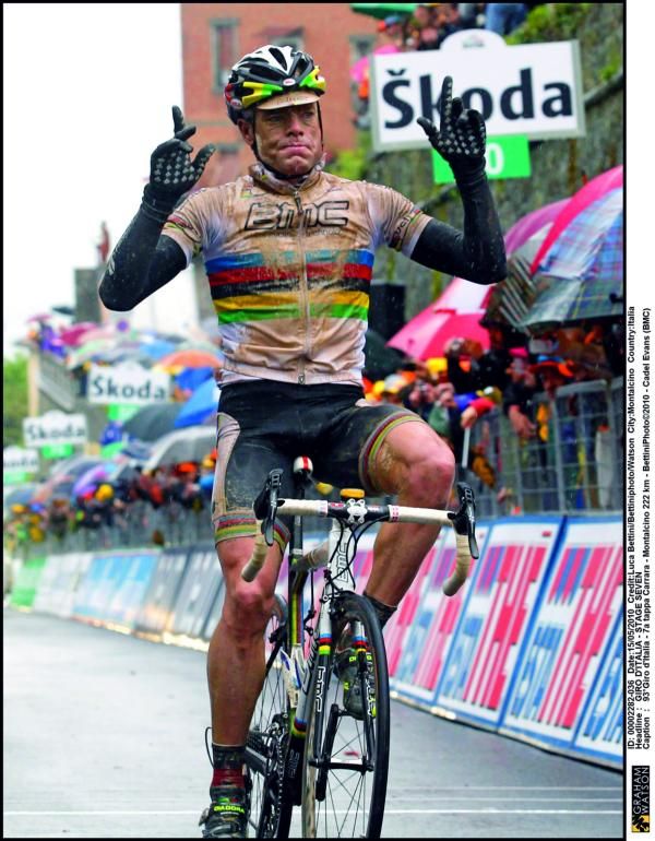 One of his memorable wins, on a tempestuous day in the Giro, Evans conquered the parcours to take a rare Grand Tour stage win ahead of Alexandre Vinokourov.