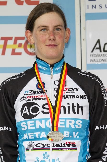 Maaike Polspoel (Sengers Ladies Cycling Team) was second