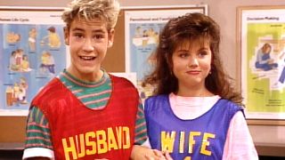 Tiffani Thiessen and Mark-Paul Gosselaar in Saved by the Bell