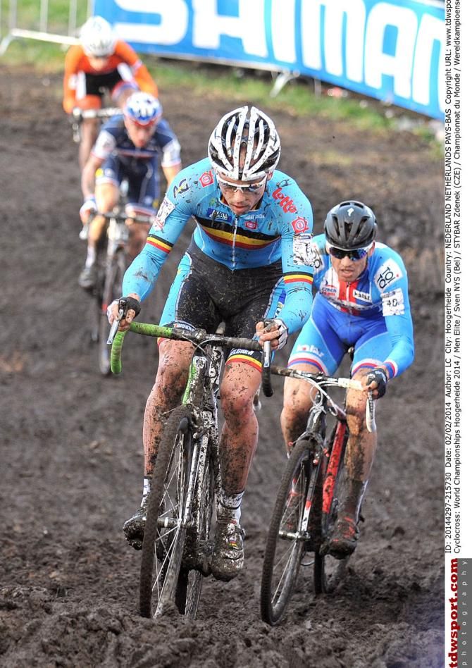 Sven Nys (Belgium) leads Zdenek Stybar (Czech Republic)