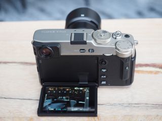 Fujifilm X-Pro3 Review: A Nod to the Era of Film Cameras