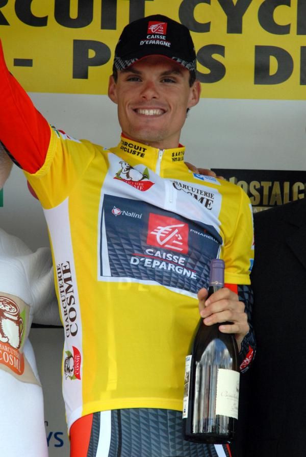 Luis L&eacute;on Sanchez held onto his overall lead by 8 seconds over Machado.