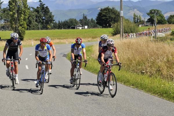The break is doomed as the peloton bares down
