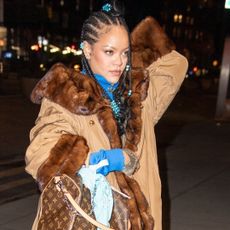 Rihanna was spotted making her way to the studio on 21st and Broadway in New York City at 2:30am sparking interest in releasing new music.