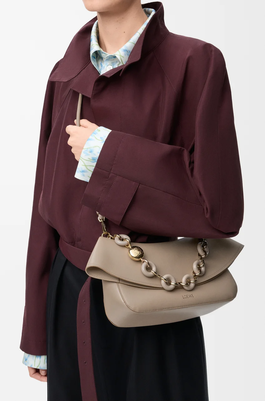 Loewe, Medium Ola Bag in Raffia and Calfskin