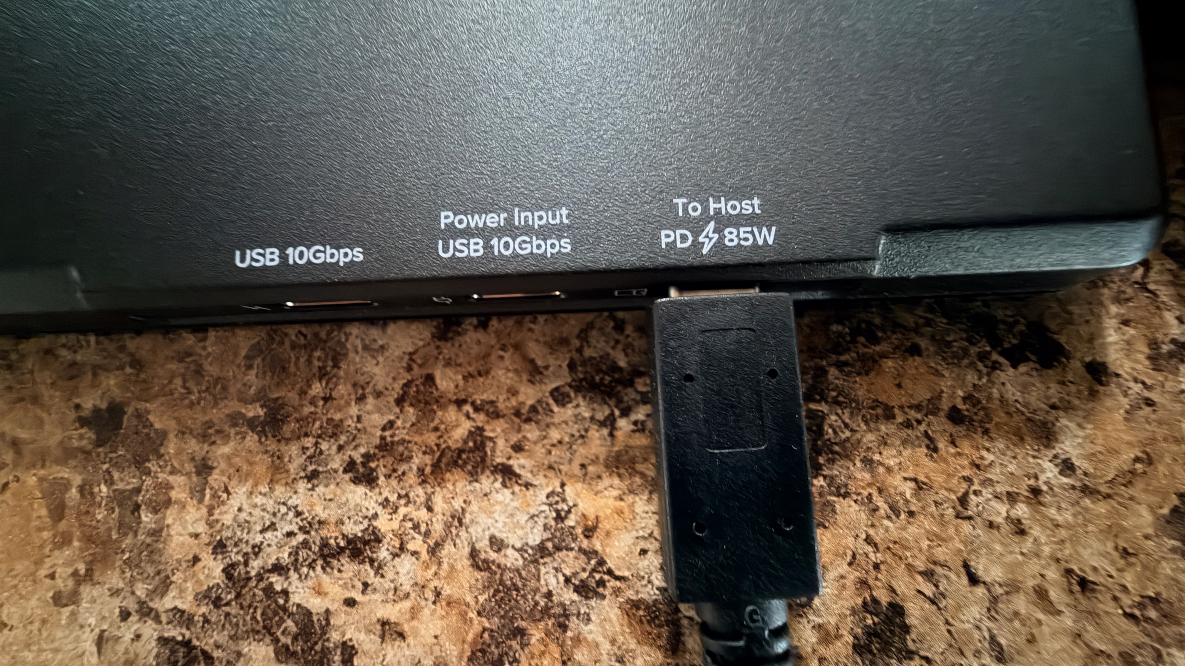Plugable Portable Monitor ports