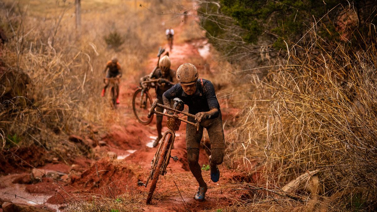 the mid south gravel racers covered in red clay