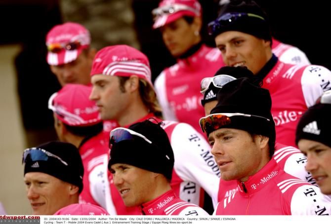 Cadel Evans in 2004 at the T-Mobile team launch