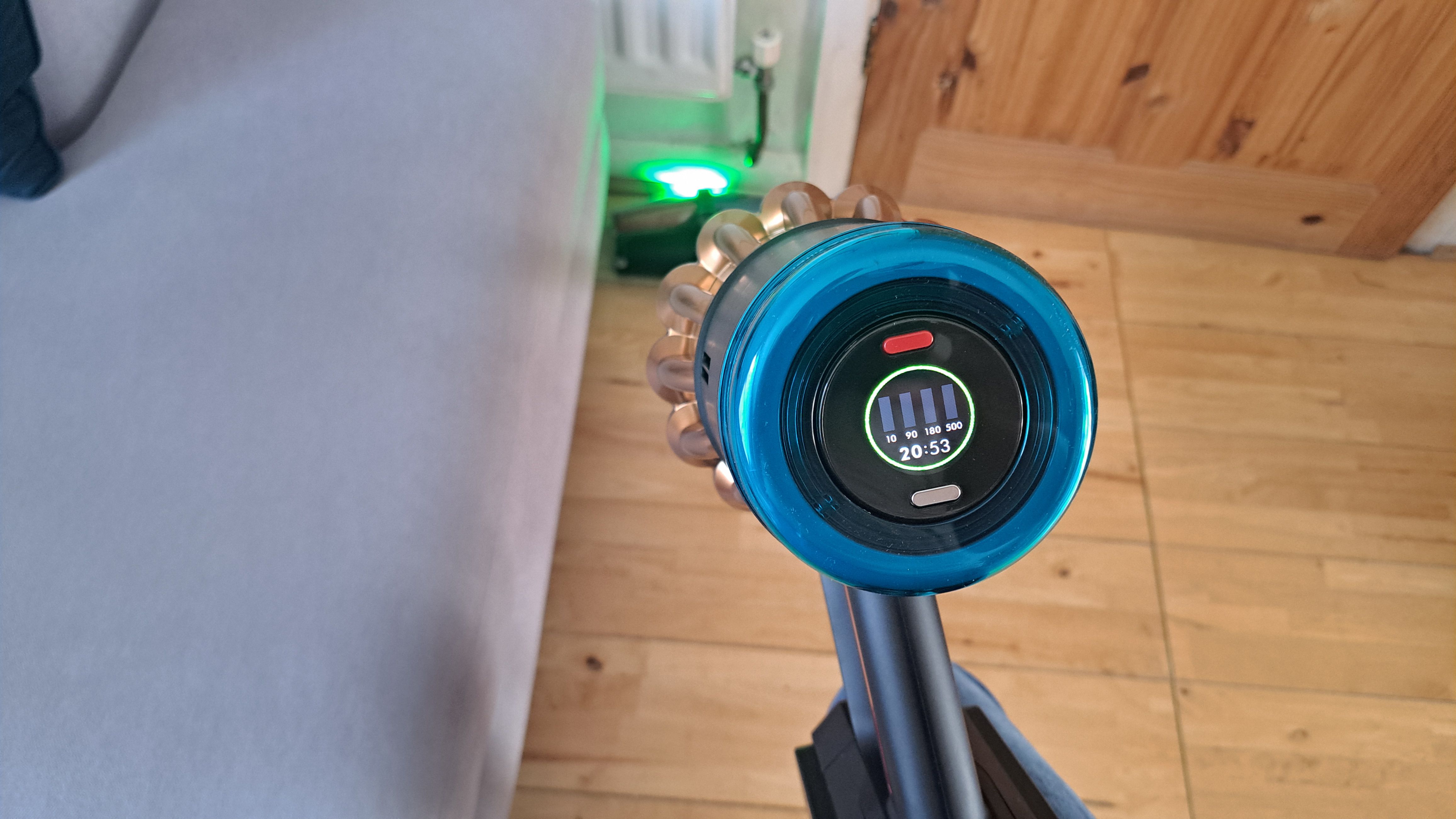 Dyson V16 Piston Animal operating buttons