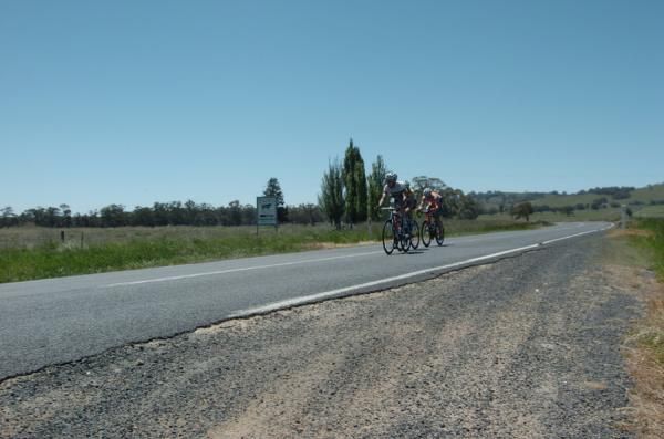 It was a lonely chase for the guys trying to bridge the 3 minute gap to the leaders.