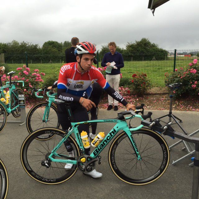 New Dutch national champion Dylan Groenewegen readies himself