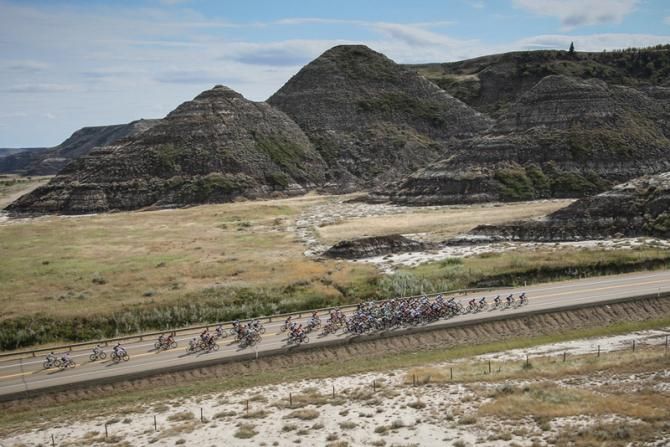 The peloton enters the Badlands outside of Drumheller.