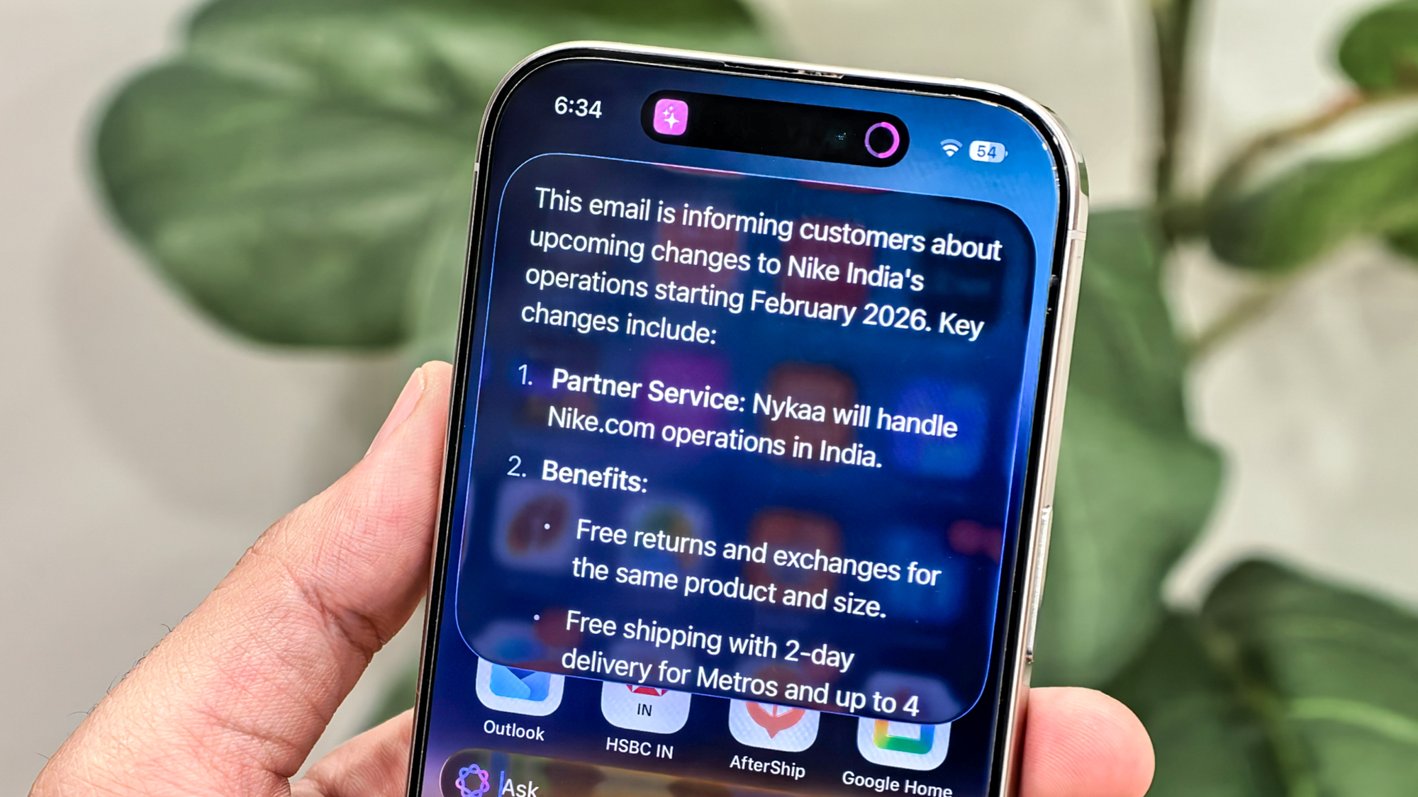 Chat with Apple Intelligence shortcut showing a summary of an email