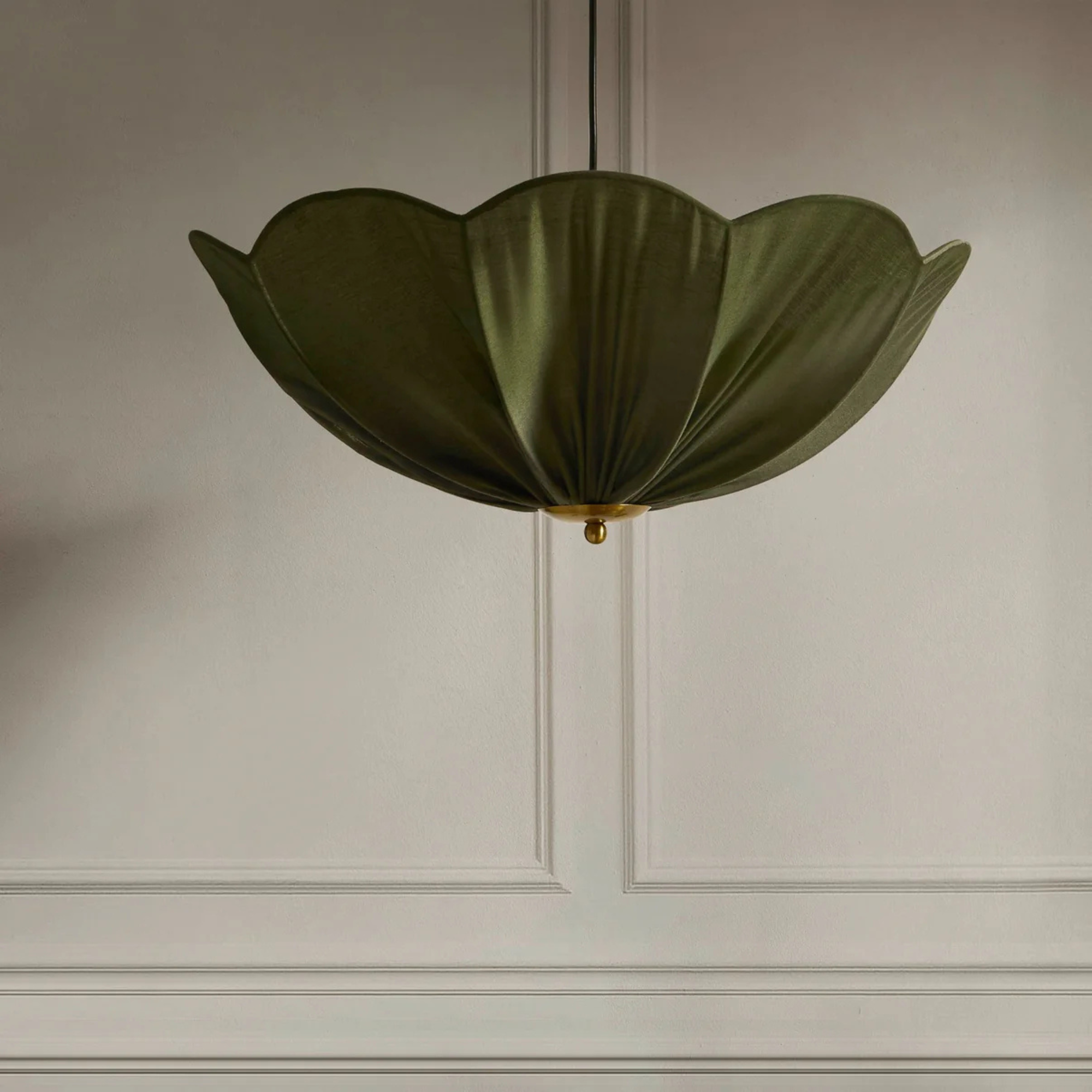 Oakley Petal Pendant Linen Fabric - Green