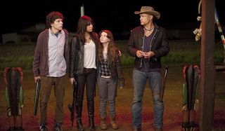 Jesse Eisenberg, Emma Stone, Abigail Breslin and Woody Harrleson in Zombieland
